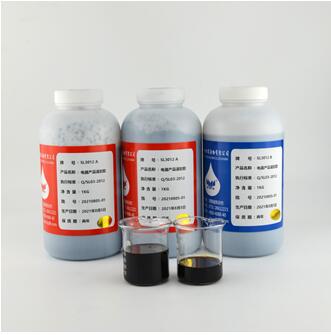 �������z